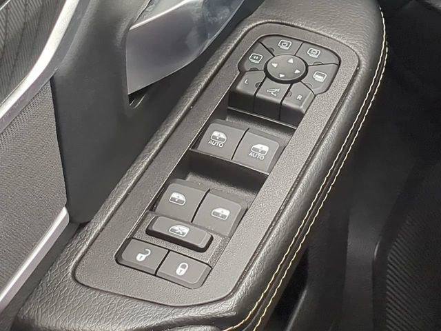Certified 2025 RAM 2500 Big Horn RWD image 29