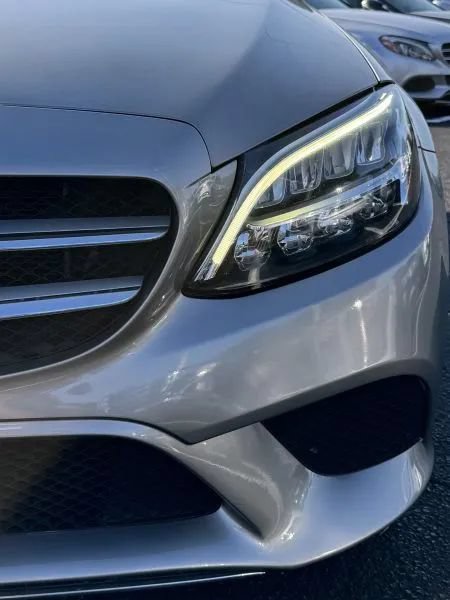 Used 2019 Mercedes-Benz C 300 4MATIC Sedan image 9
