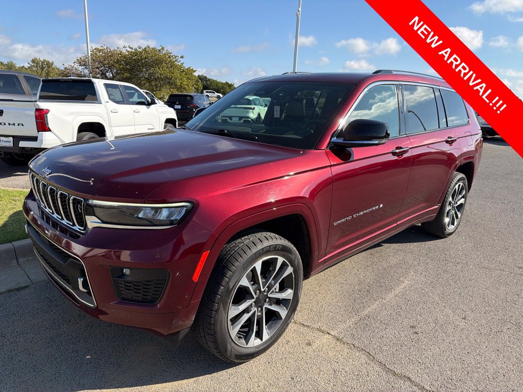 Used 2023 Jeep Grand Cherokee L Overland w/ Advanced Protech Group III AWD/4WD image 1