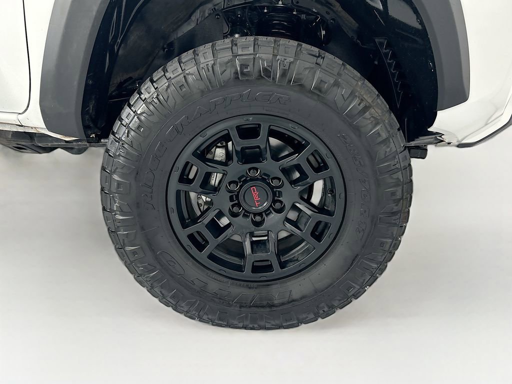 Used 2023 Toyota Tacoma TRD Off-Road AWD/4WD image 30