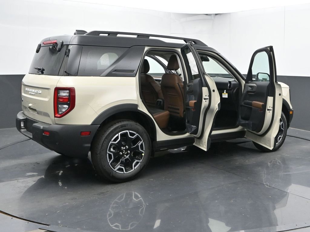 New 2025 Ford Bronco Sport Outer Banks w/ Outer Banks Tech Package+ image 54