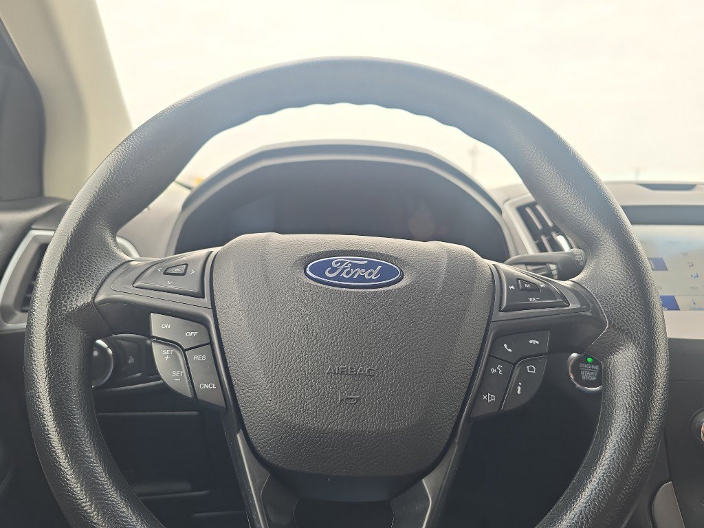 Used 2020 Ford Edge SE w/ Cargo Accessory Package image 19