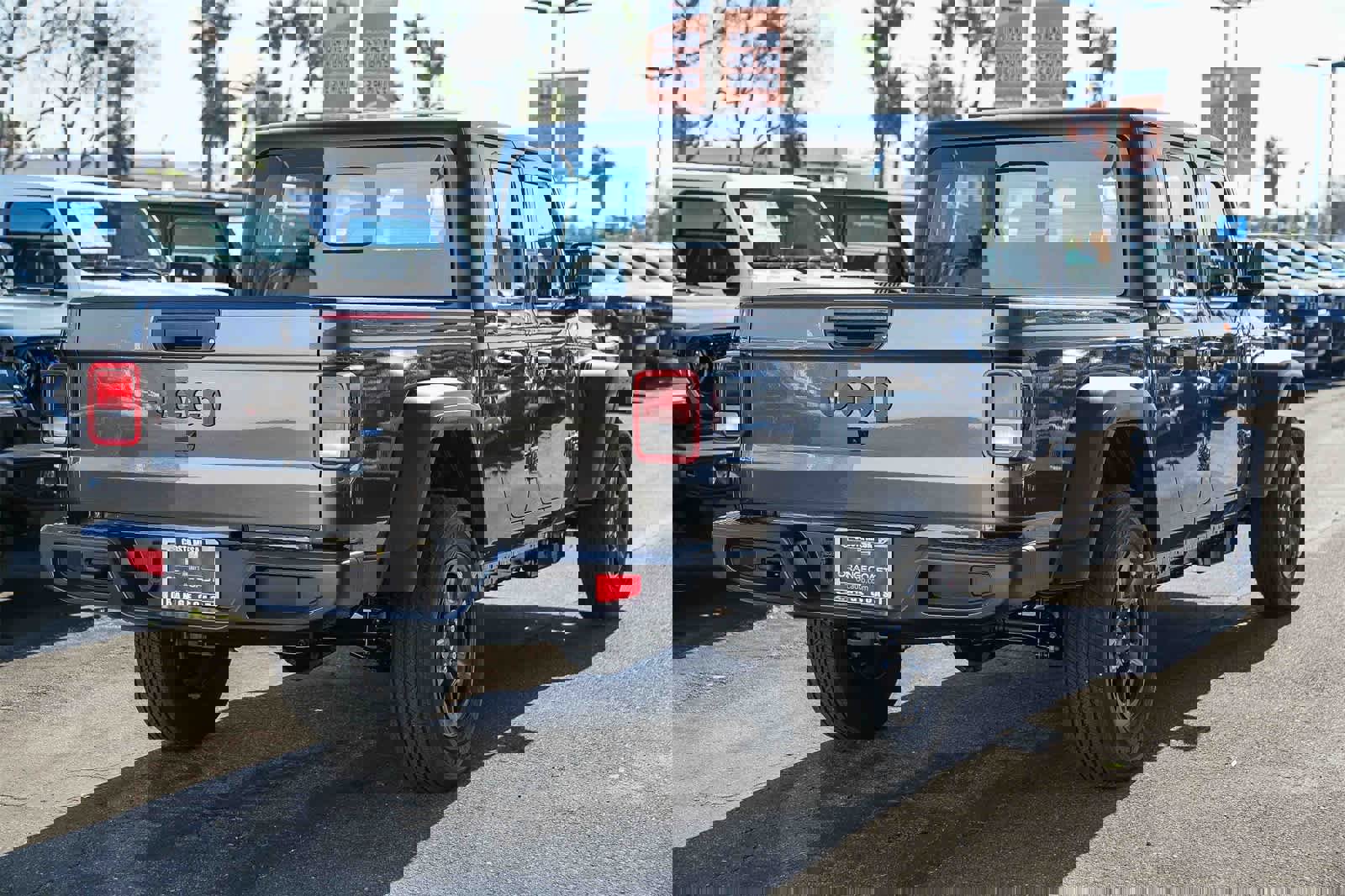 New 2026 Jeep Gladiator Sport image 4