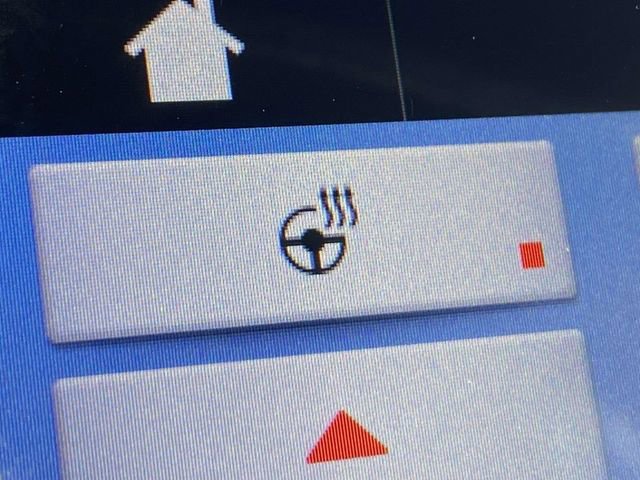 Certified 2019 Ford Explorer XLT w/ Equipment Group 202A image 30