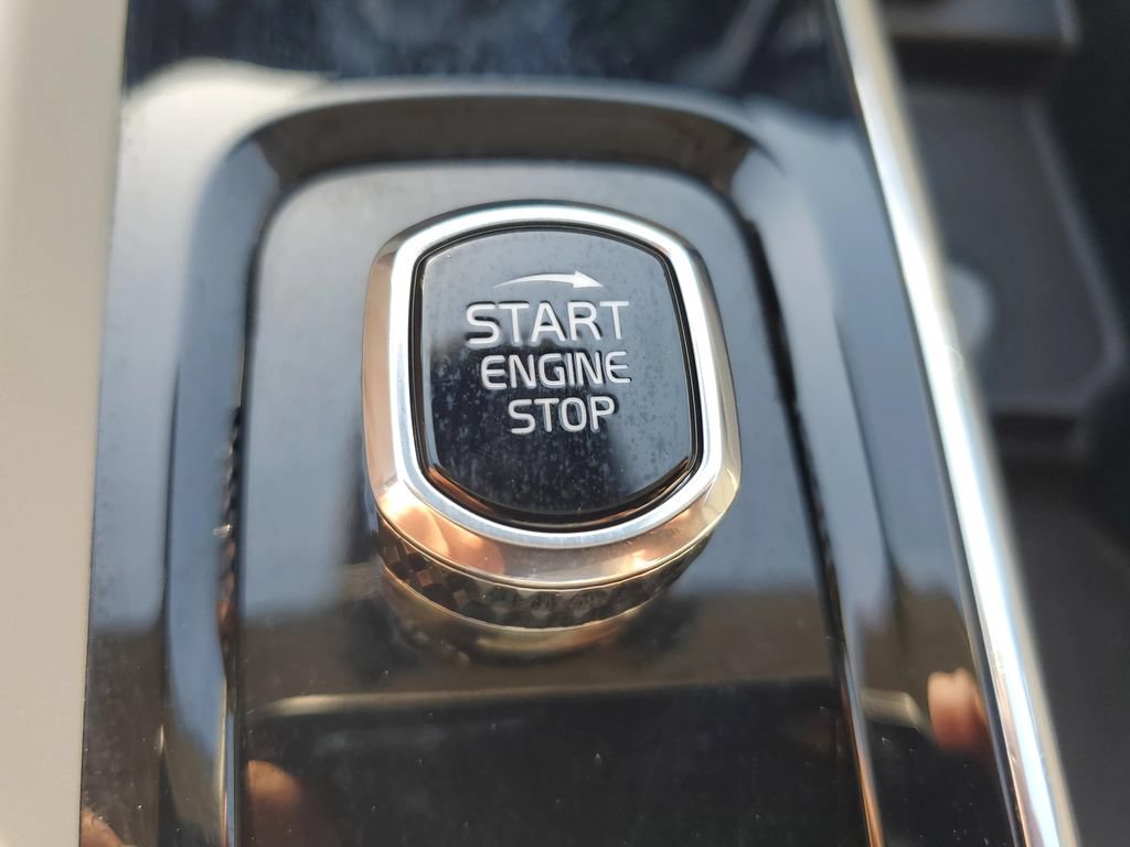Used 2024 Volvo S60 B5 Core FWD image 51