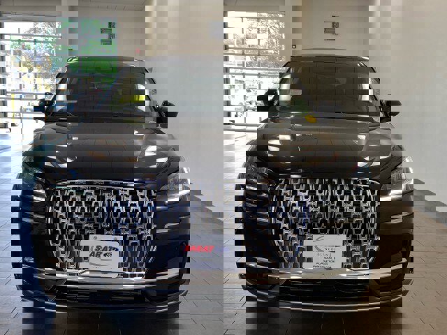 New 2024 Lincoln Corsair AWD w/ Equipment Group 101A image 3