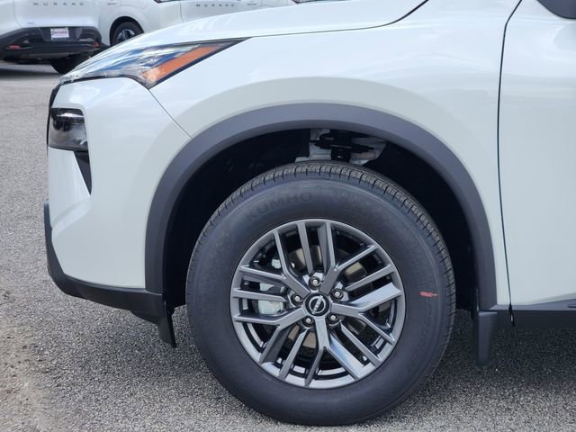 New 2025 Nissan Rogue S image 5