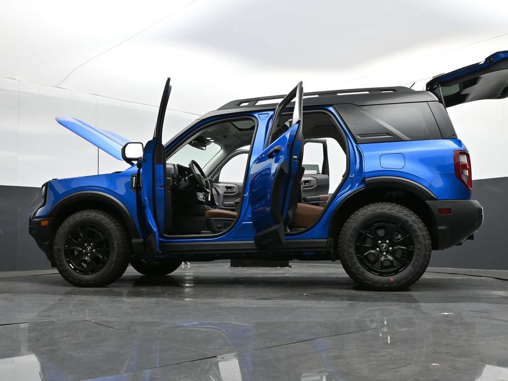 New 2025 Ford Bronco Sport Outer Banks w/ Sasquatch Outer Banks Package AWD/4WD image 32