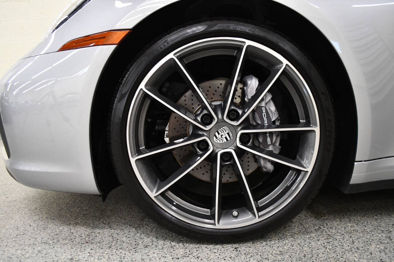Used 2022 Porsche 911 Carrera w/ Premium Package RWD image 31