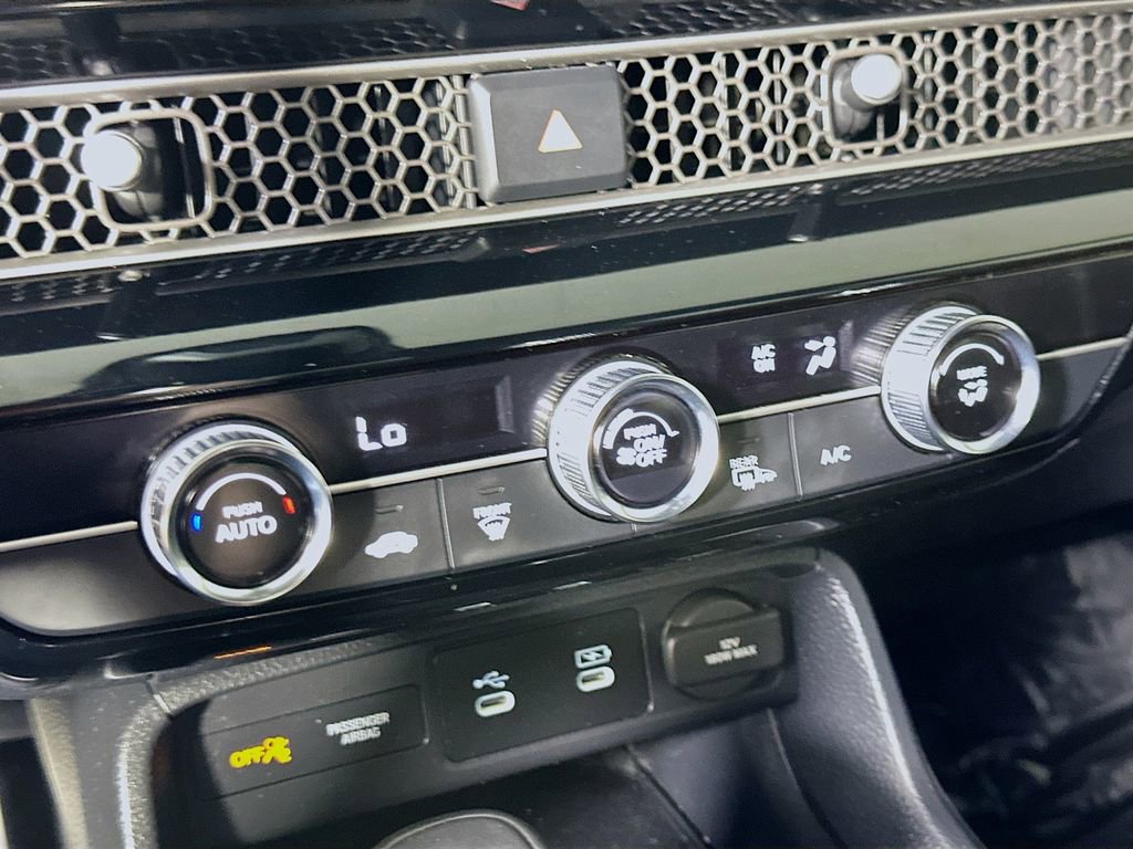 Used 2025 Honda Civic Sport image 26