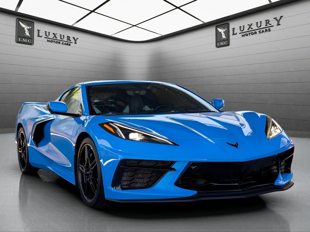 Used 2023 Chevrolet Corvette Stingray Preferred Cpe w/ Z51 Performance Package RWD image 1
