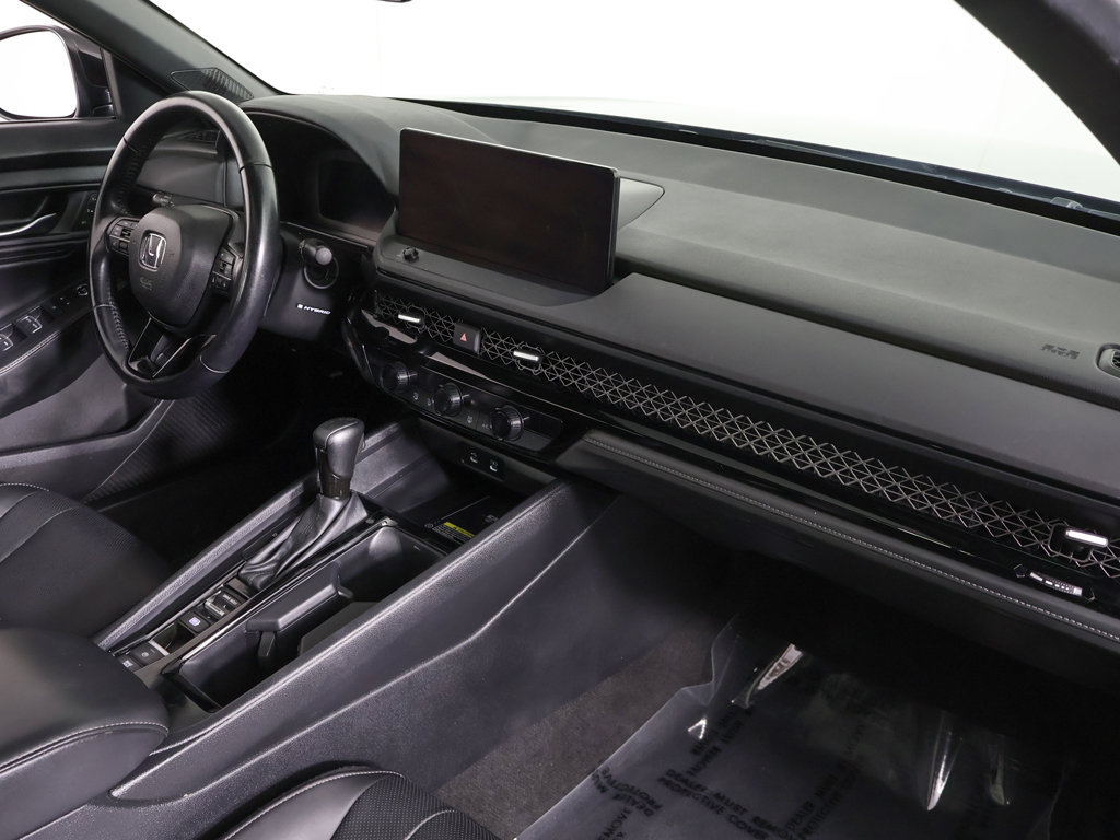 Used 2025 Honda Accord Sport image 26