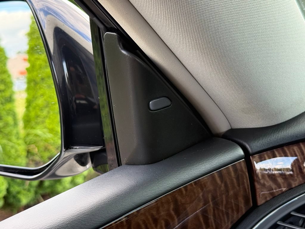 Used 2019 Nissan Armada Platinum w/ Captain's Chairs Package RWD image 21