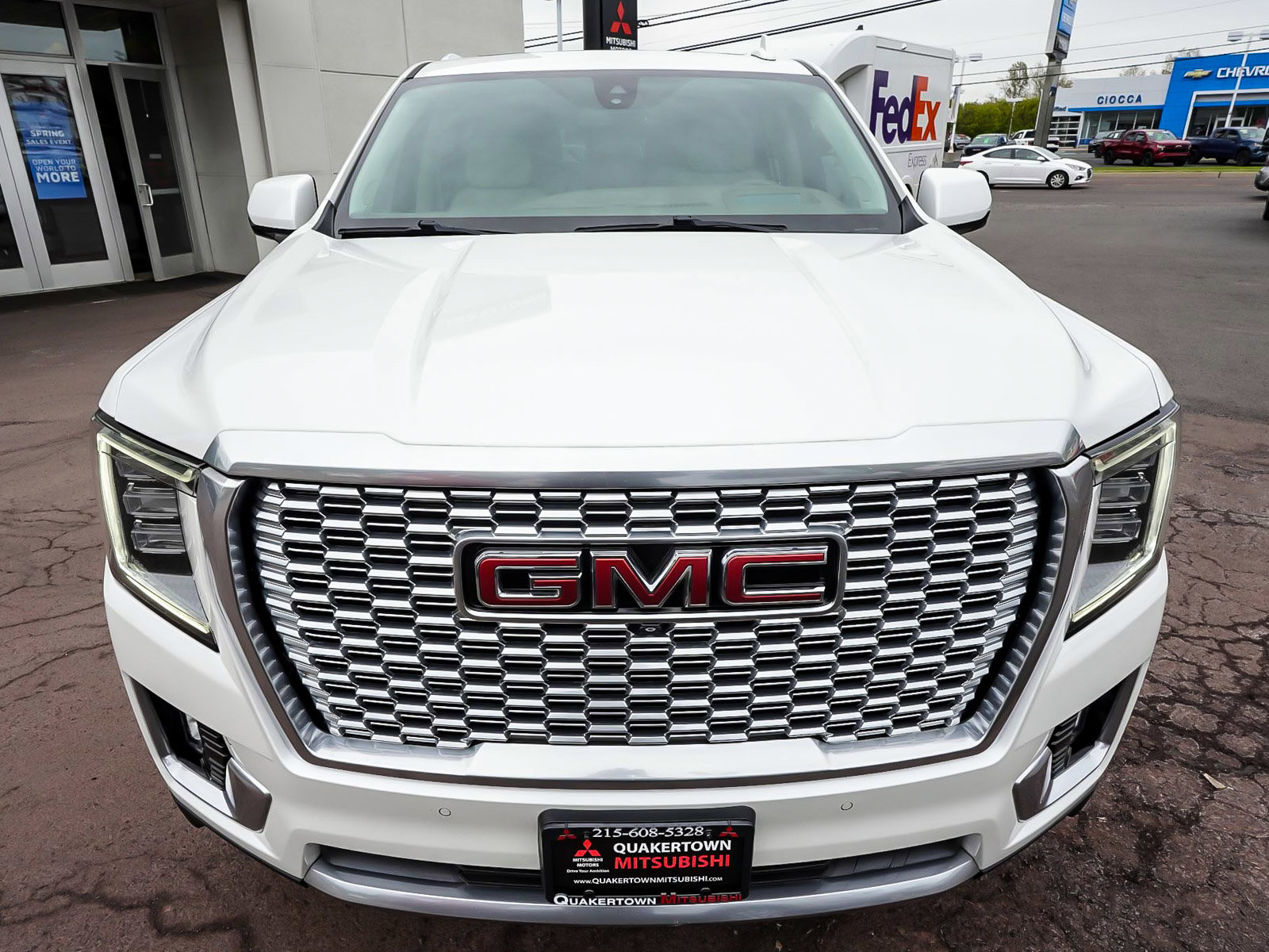 Used 2022 GMC Yukon XL Denali w/ Max Trailering Package AWD/4WD image 2