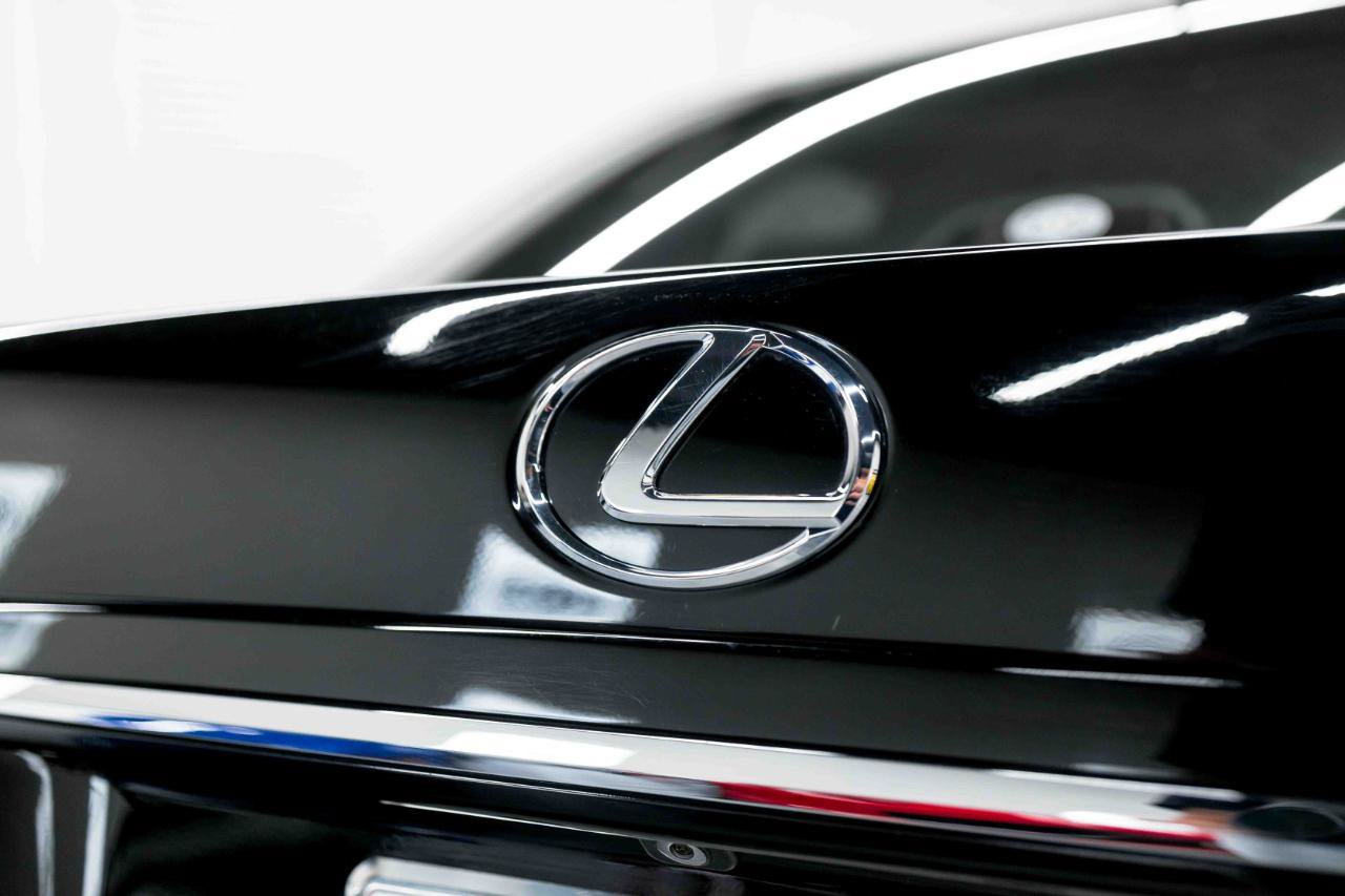 Used 2004 Lexus LS 430 RWD image 25