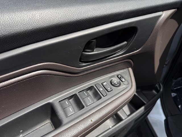 Used 2020 Honda Odyssey LX image 9