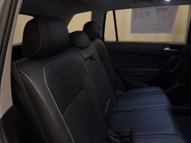 Used 2024 Volkswagen Tiguan SE AWD/4WD image 22