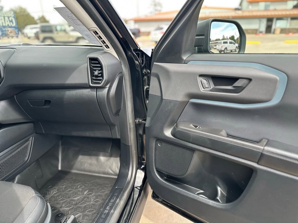 Used 2021 Ford Bronco Sport Badlands image 9