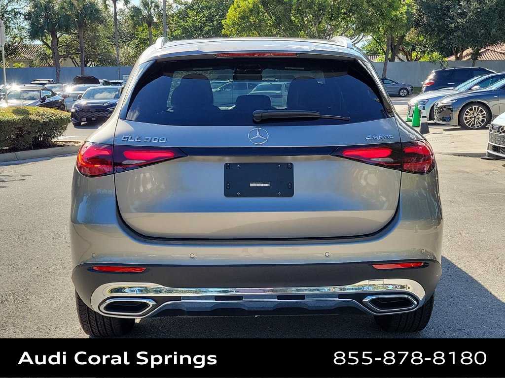 Used 2024 Mercedes-Benz GLC 300 4MATIC image 13