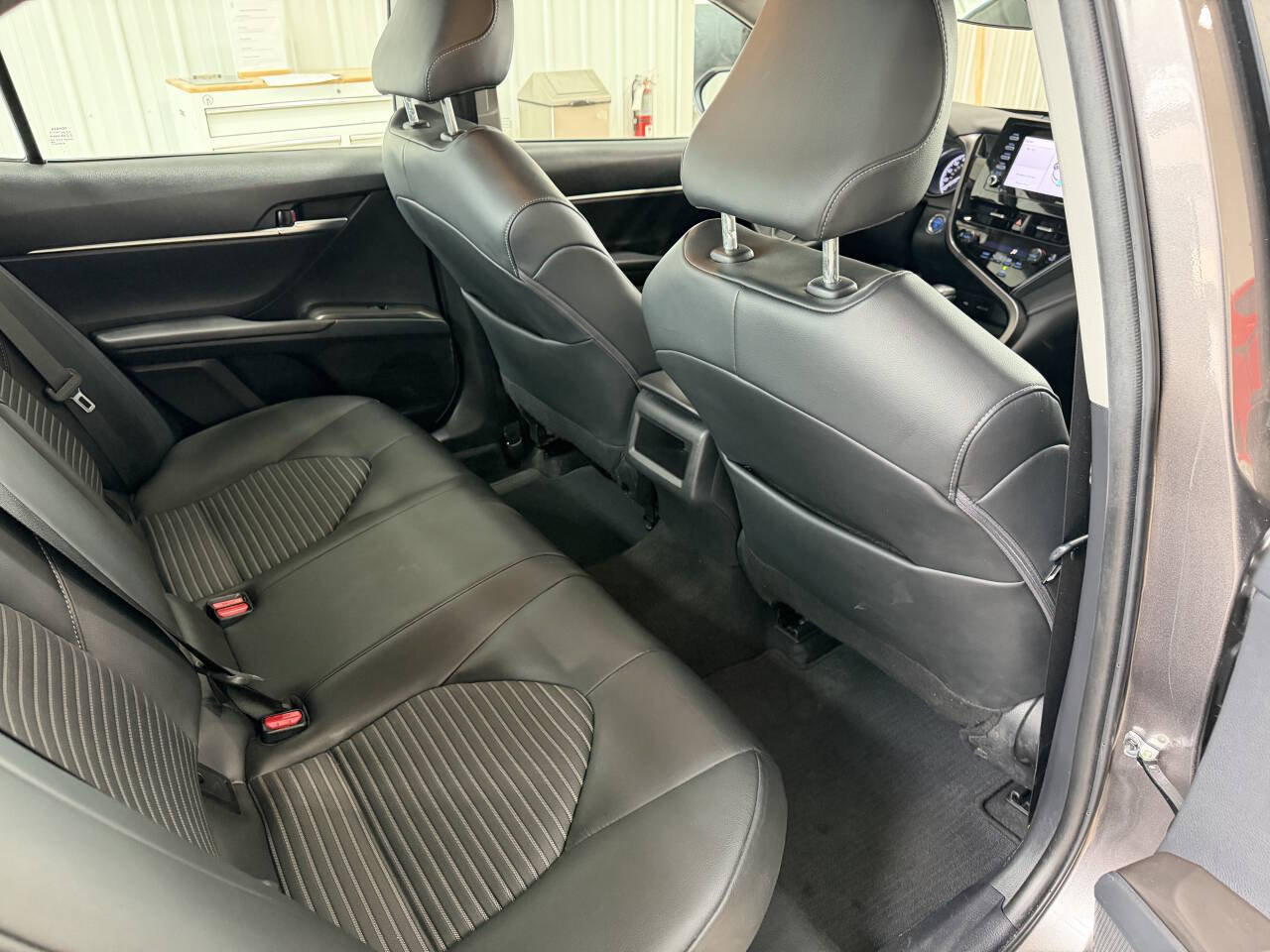 Used 2023 Toyota Camry SE FWD image 28