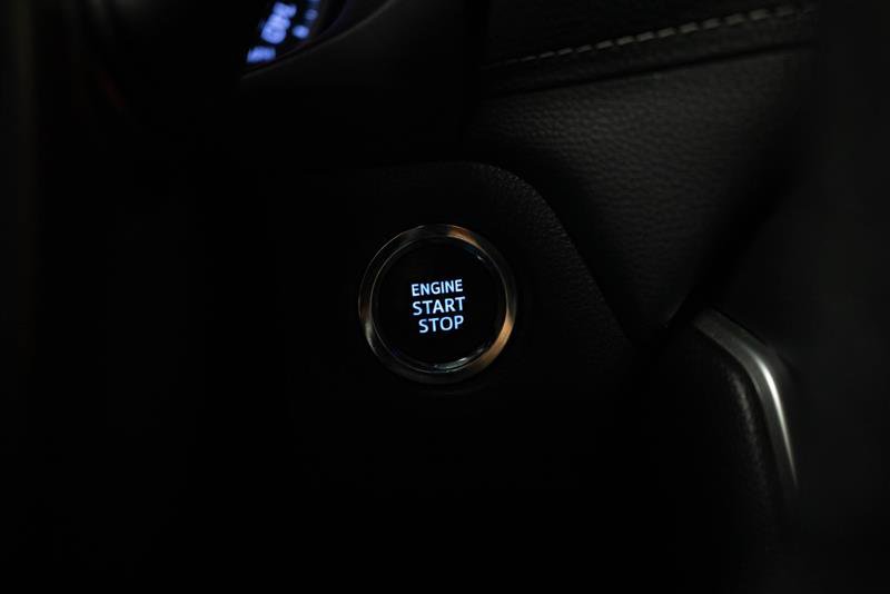 Used 2021 Toyota RAV4 XLE Premium w/ Carpet Mat Package (TMS) FWD image 26