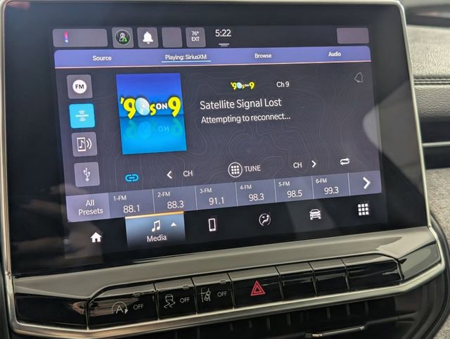 Used 2023 Jeep Compass Sport image 18