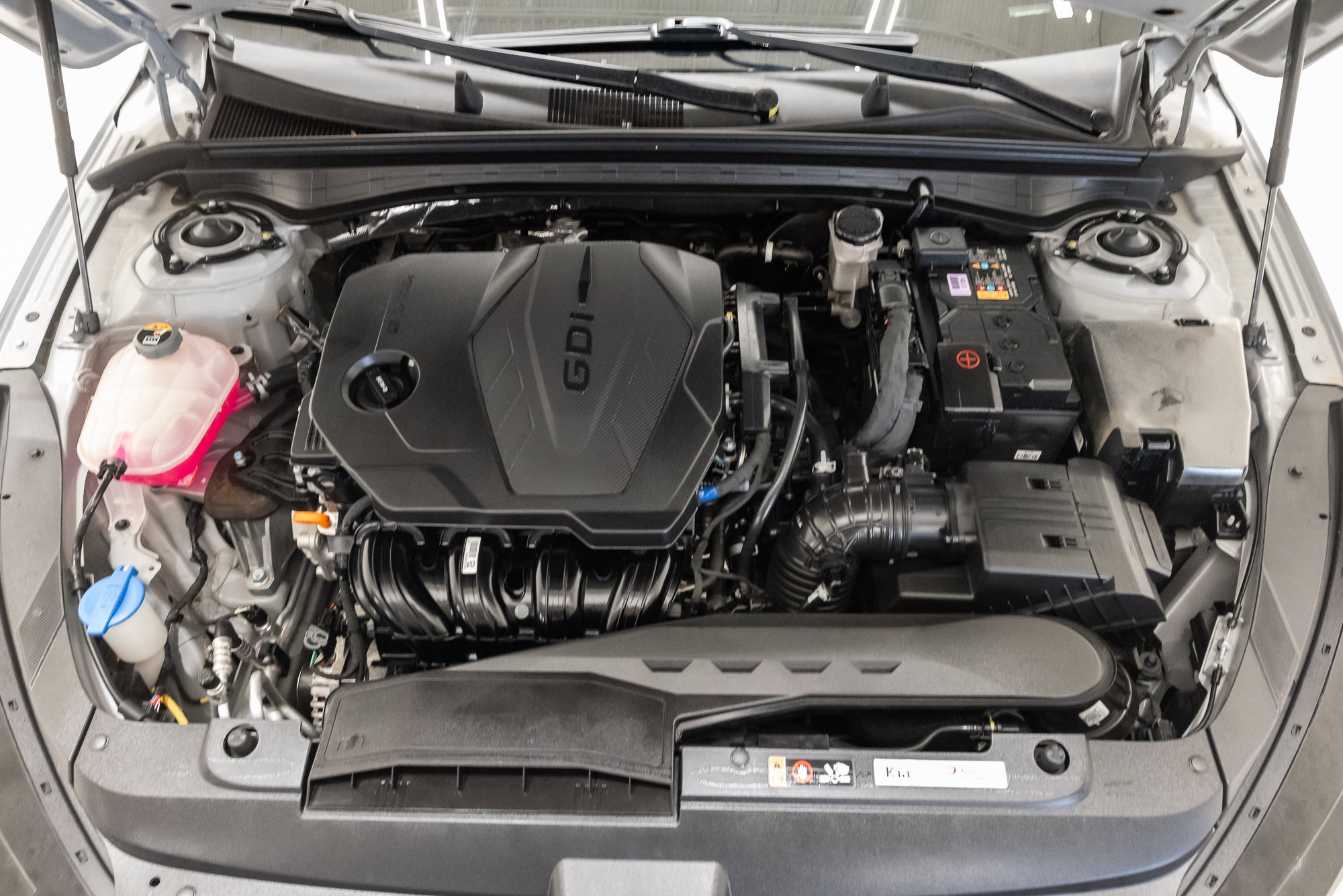Used 2025 Kia K5 GT-Line w/ GT-Line Premium Package FWD image 3