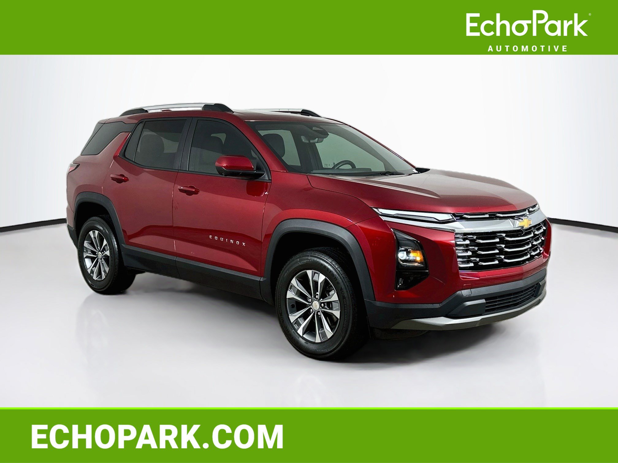 Used 2025 Chevrolet Equinox LT w/ Convenience Package II FWD image 1