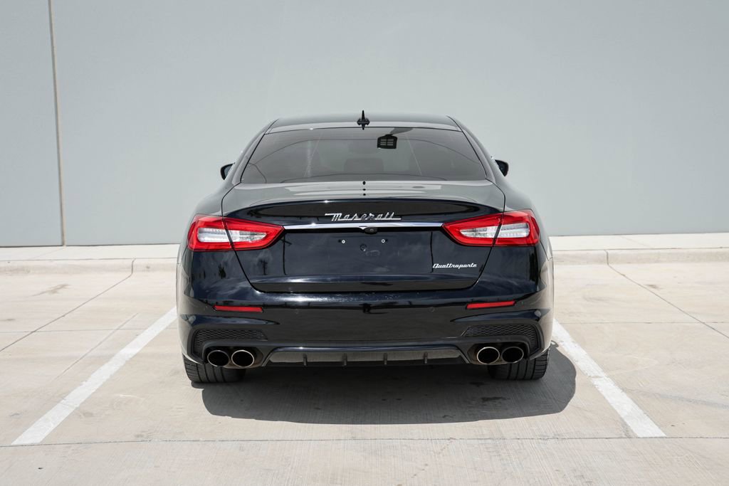 Used 2019 Maserati Quattroporte S GranSport image 6