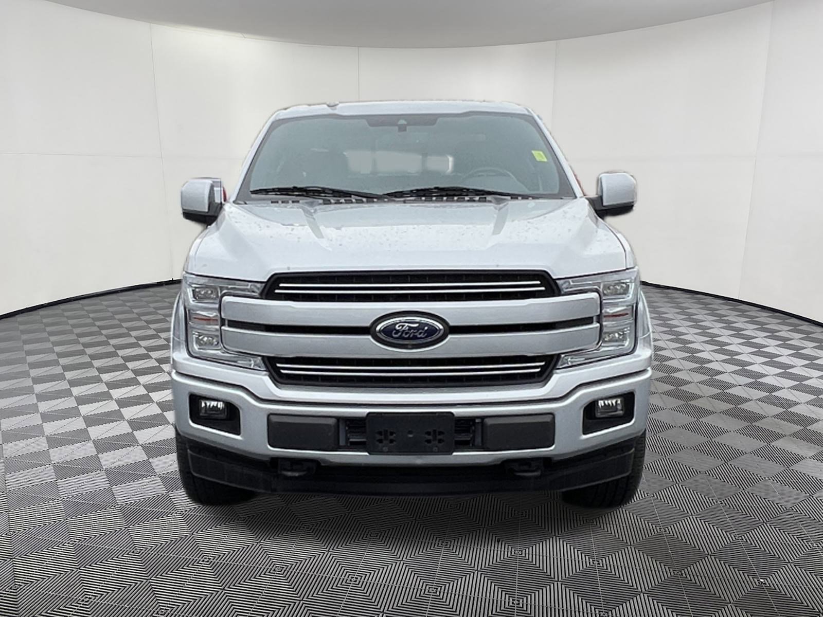 Used 2018 Ford F150 Lariat w/ Equipment Group 502A Luxury image 2