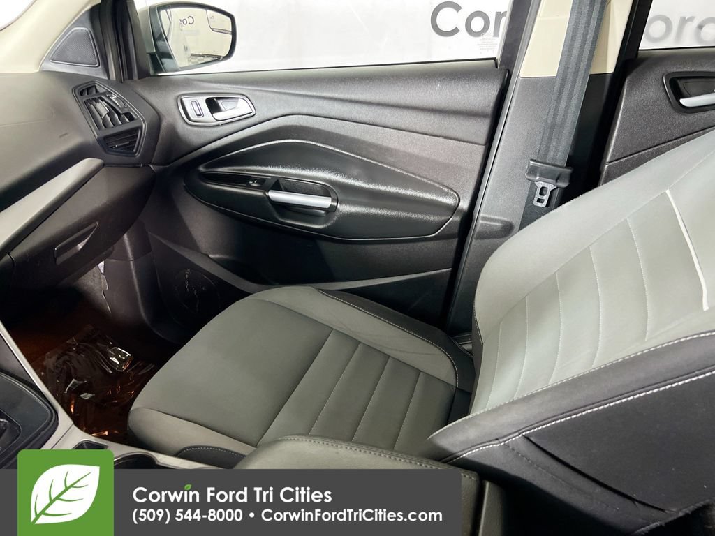 Used 2015 Ford Escape SE AWD/4WD image 24