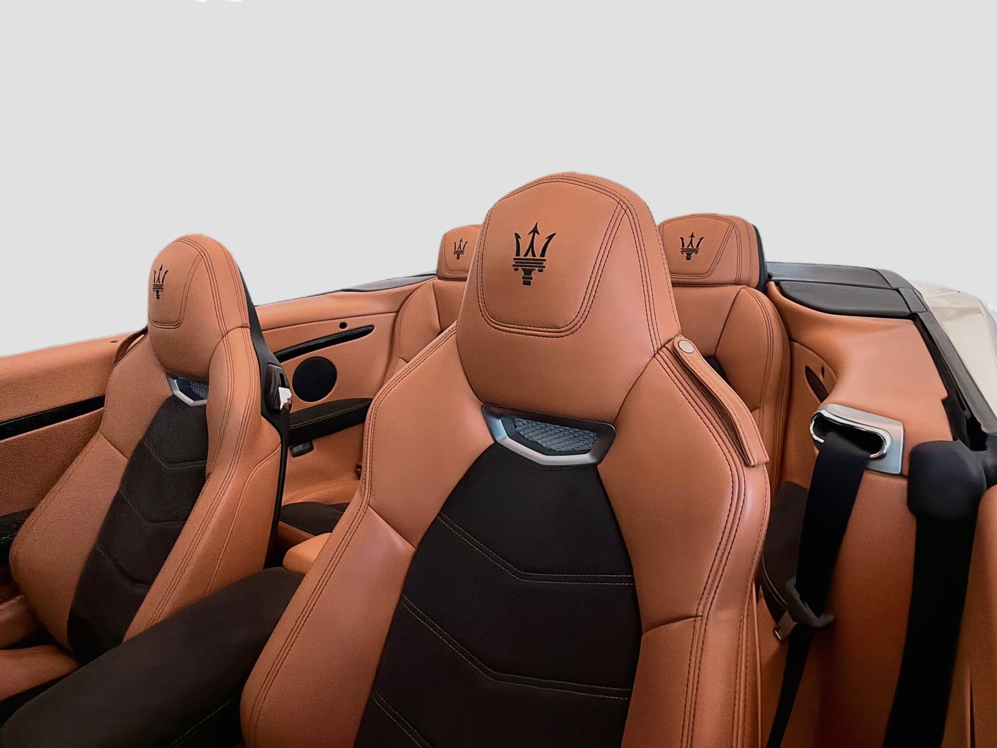 Used 2018 Maserati GranTurismo Sport RWD image 25