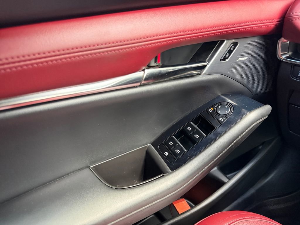 Used 2022 MAZDA MAZDA3 s image 11