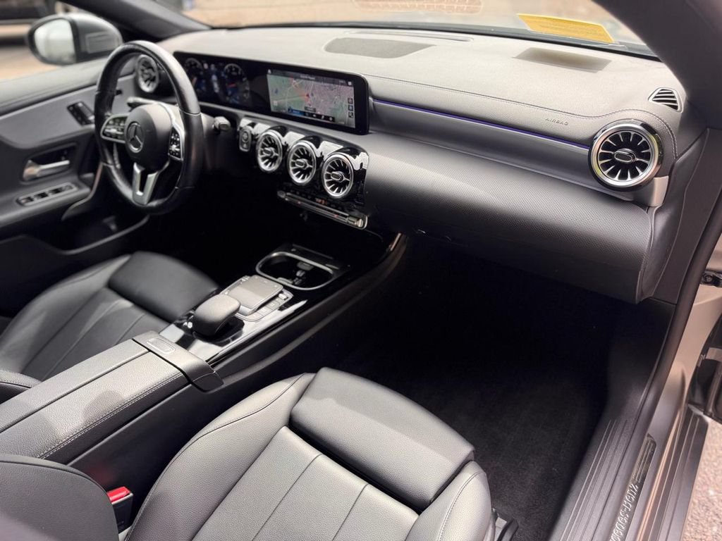 Used 2022 Mercedes-Benz CLA 250 4MATIC w/ Premium Package image 29