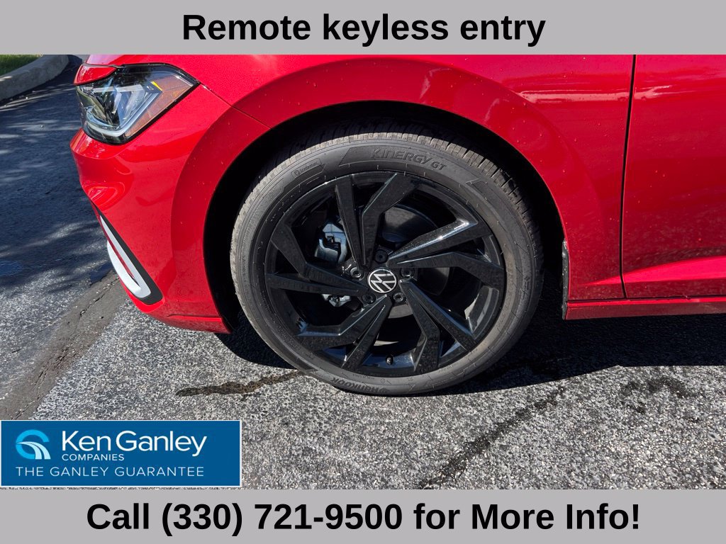 Used 2026 Volkswagen Jetta SE FWD image 16