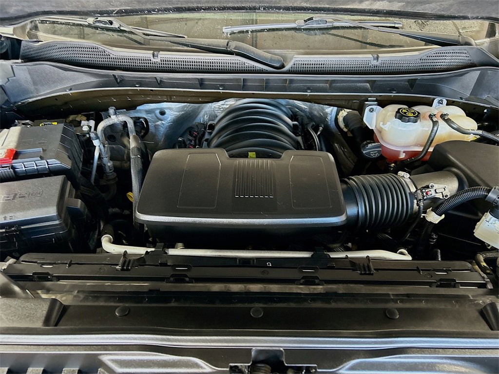 Used 2024 Chevrolet Silverado 1500 Custom Trail Boss w/ LPO, Dark Essentials Package image 25