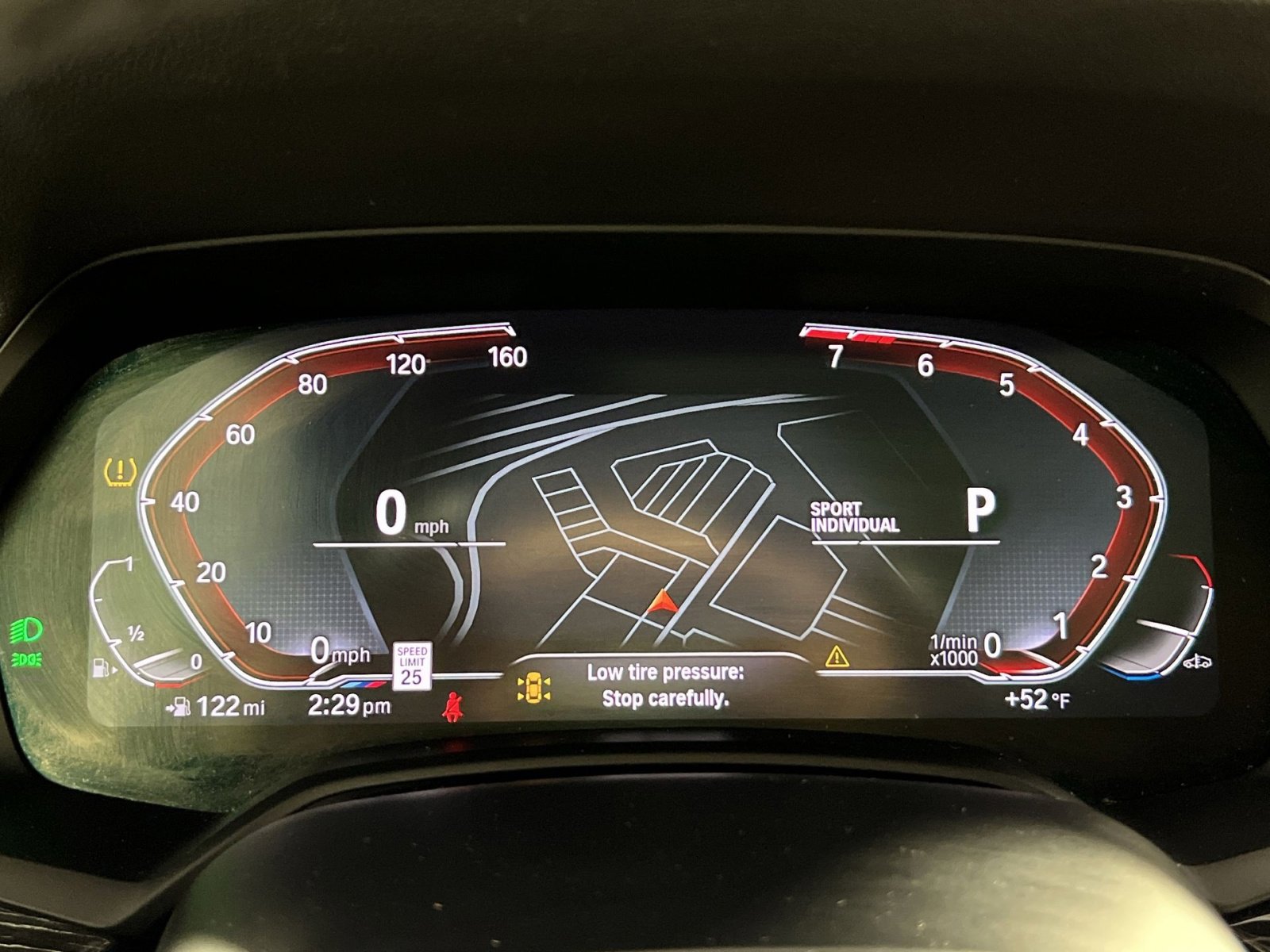 Used 2022 BMW X7 xDrive40i w/ M Sport Package image 17