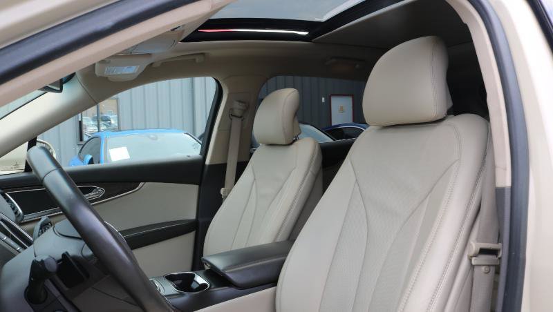 Used 2016 Lincoln MKX Reserve FWD image 8