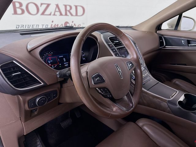 Used 2018 Lincoln MKX Reserve w/ Driver Assistance Package FWD image 11