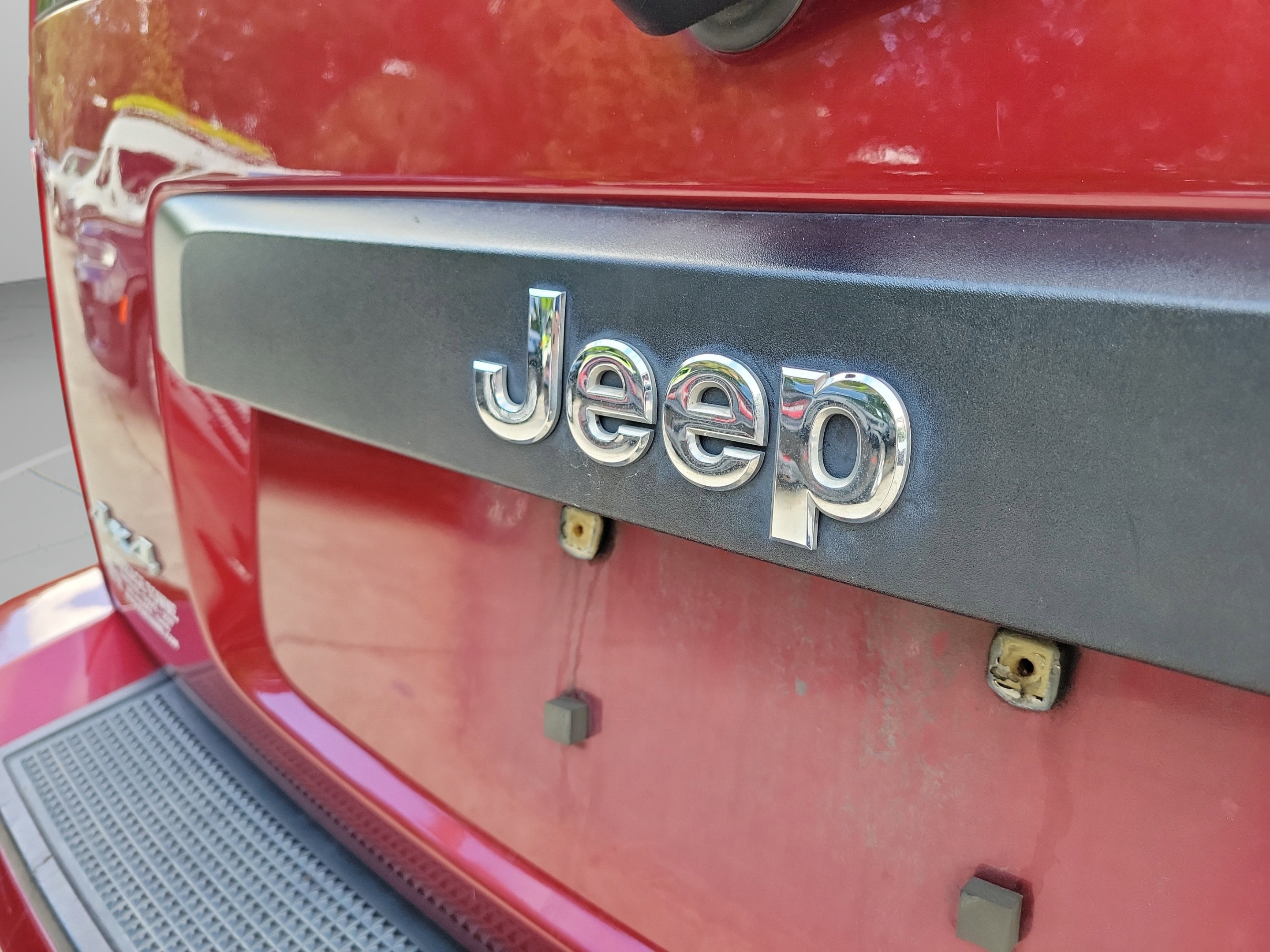 Used 2012 Jeep Liberty Sport AWD/4WD image 29