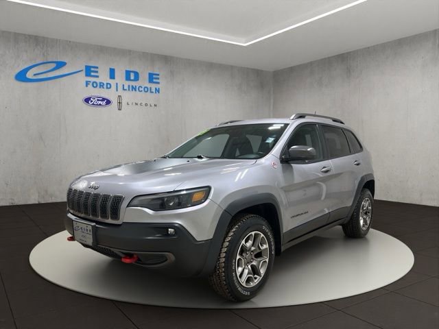 Used 2021 Jeep Cherokee Trailhawk image 2