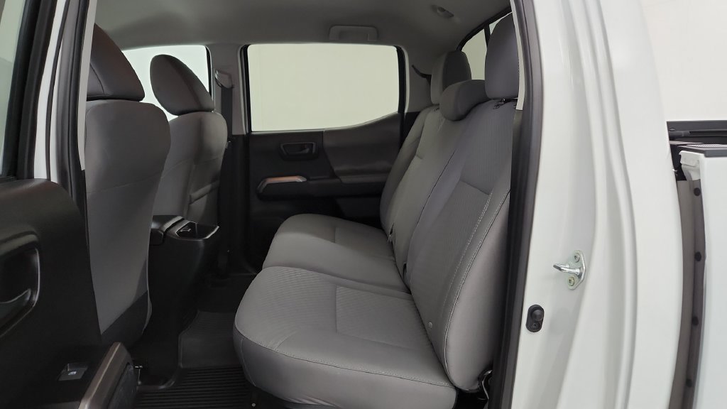 Certified 2023 Toyota Tacoma SR5 AWD/4WD image 21