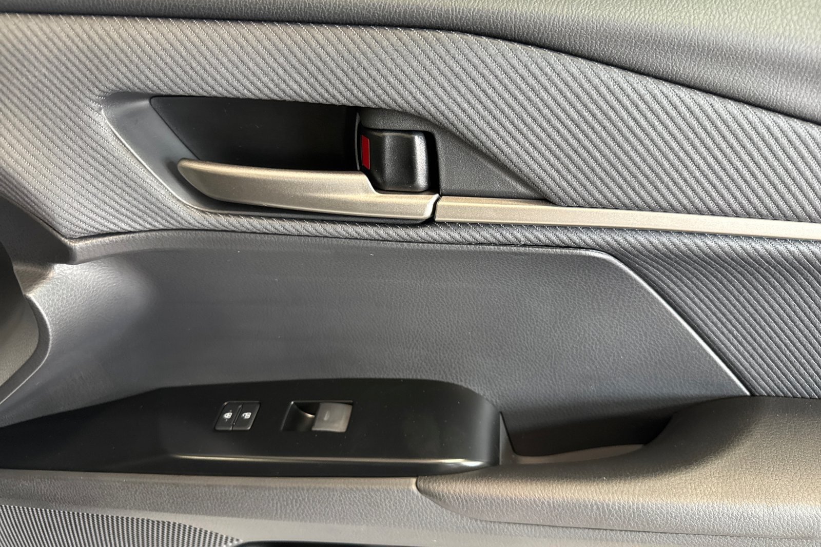 New 2026 Toyota Camry SE FWD image 19