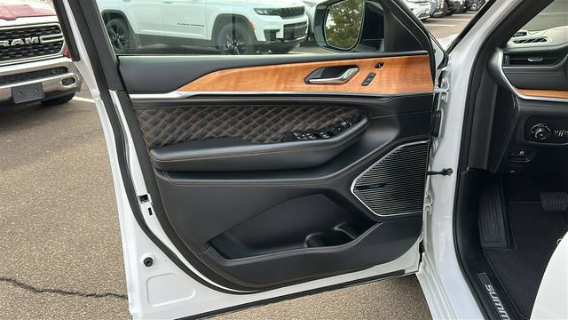 Used 2021 Jeep Grand Cherokee L Summit image 8