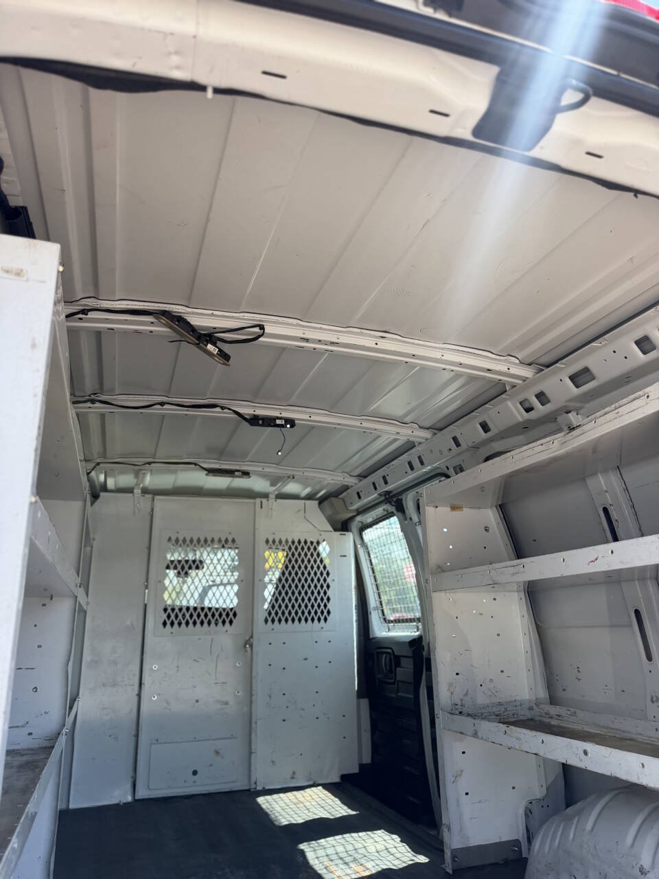 Used 2020 Chevrolet Express 2500 w/ Driver Convenience Package RWD image 15