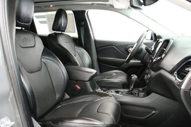 Used 2022 Jeep Cherokee Limited AWD/4WD image 30