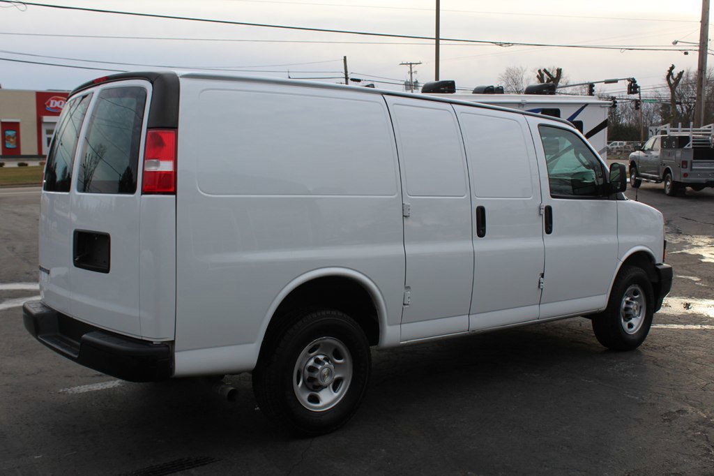 Used 2022 Chevrolet Express 2500 w/ Driver Convenience Package RWD image 7