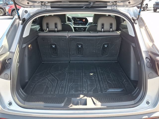 Certified 2025 Chevrolet Trax ACTIV w/ Driver Confidence Package FWD image 28