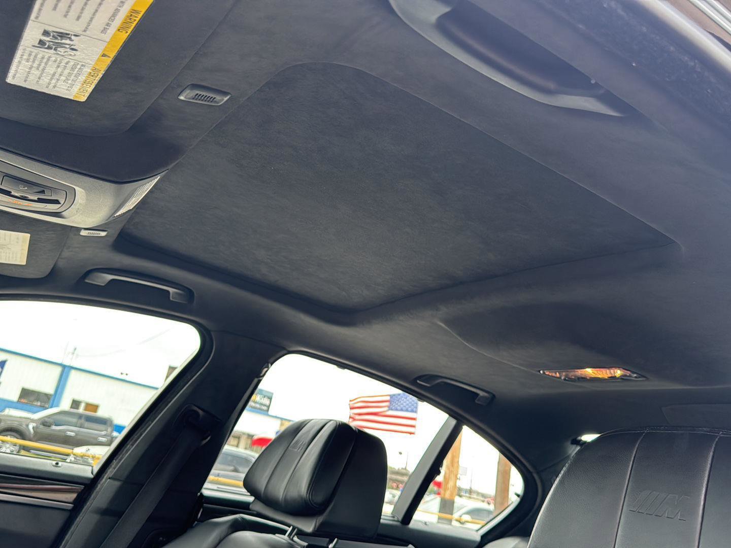 Used 2016 BMW M5 image 13