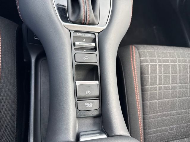 Certified 2025 Honda HR-V Sport image 27
